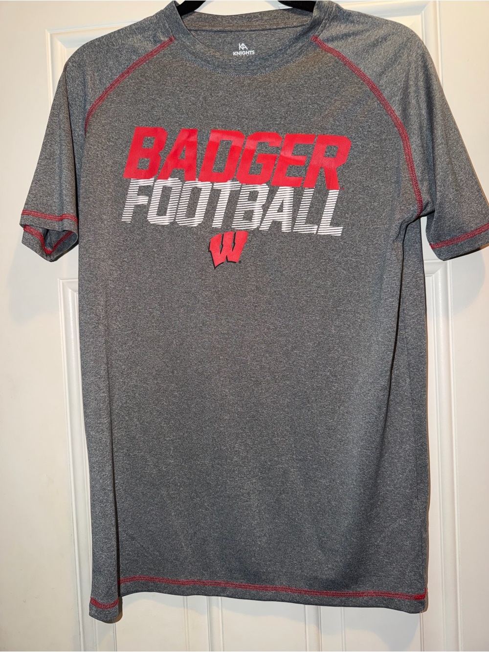 Men’s Gray Wisconsin Badger Football Short-Sleeve Performance Tee size Small